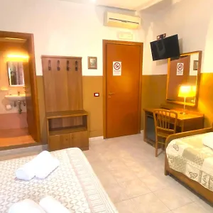Maison d'hôtes Now Rome-address Via Palestro,56- Breakfast Included, Rome