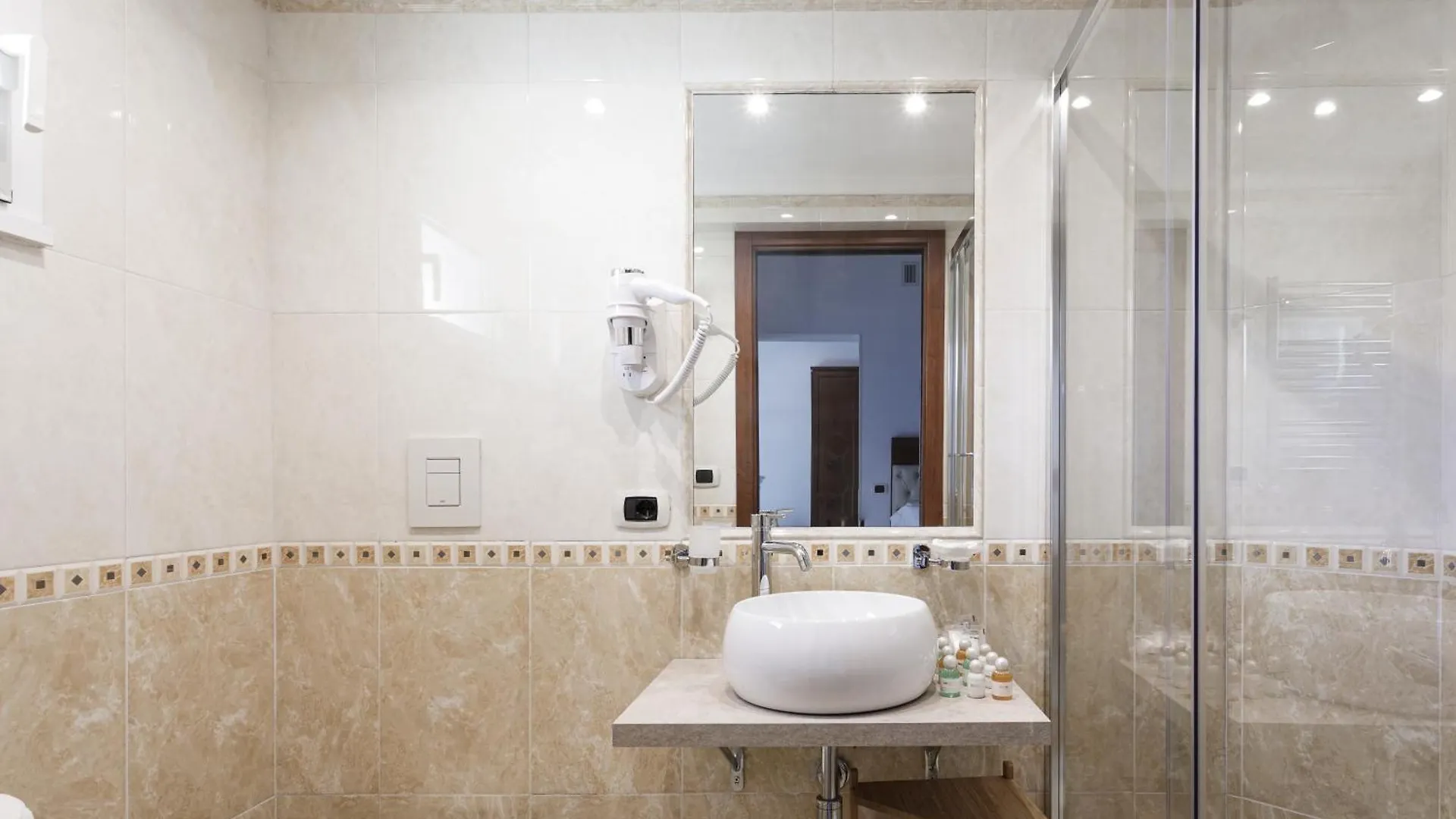 Hotel Esposizione Luxury Řím 3*,