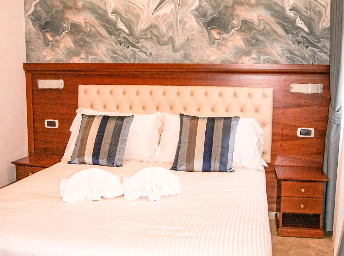 Esposizione Luxury Rome Ξενοδοχείο